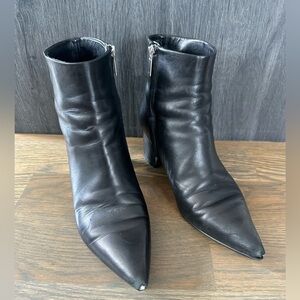 Marc Fisher LTD Jarli Bootie (Women) BLACK LEATHER, Size 6.5 M